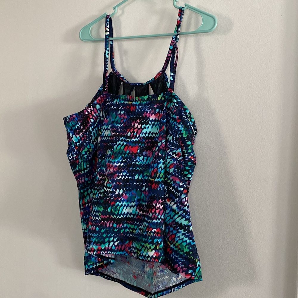 Tankini swim top - Picture 2 of 3